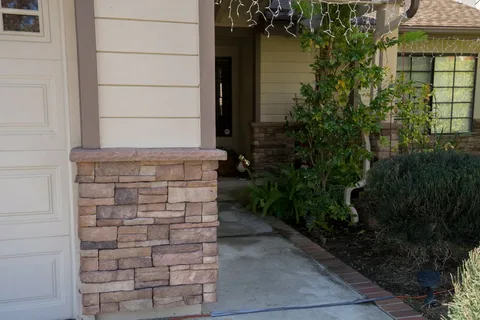 Undertones on Siding Stucco or Brick